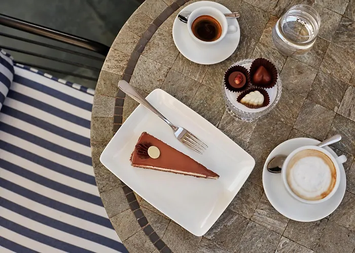 Central hotel: Amadria Park Hotel Agava